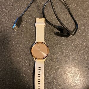 Garmin Beige Smartwatch with Gold Bezel
